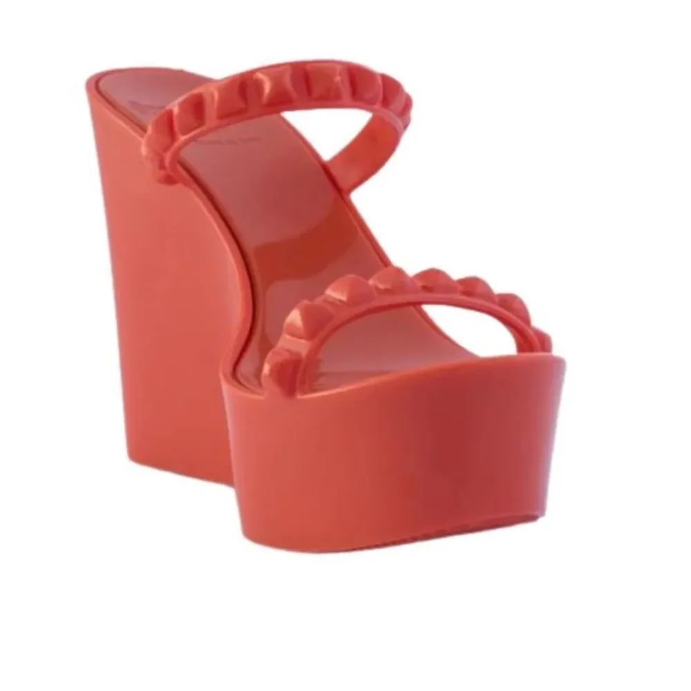 CARMEN SOL Tonino Pump